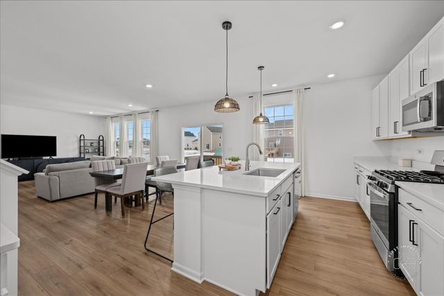 1165 Marlisle Drive, Hampshire, IL 60140