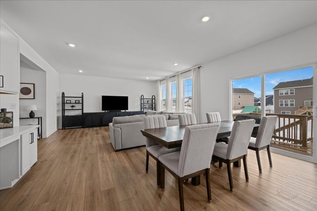 1165 Marlisle Drive, Hampshire, IL 60140