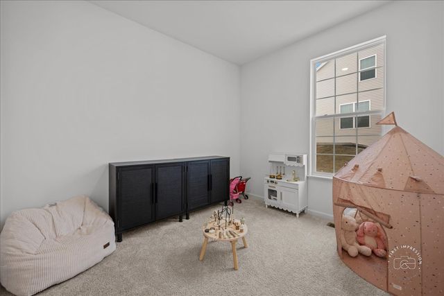 1165 Marlisle Drive, Hampshire, IL 60140