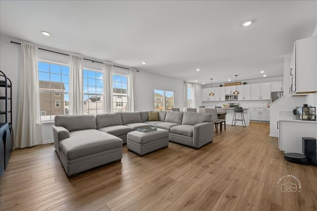 1165 Marlisle Drive, Hampshire, IL 60140