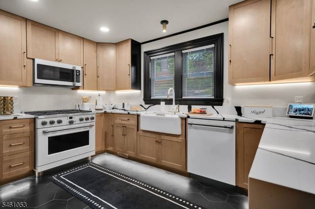 901 Belvidere Ave, Plainfield City, NJ 07060