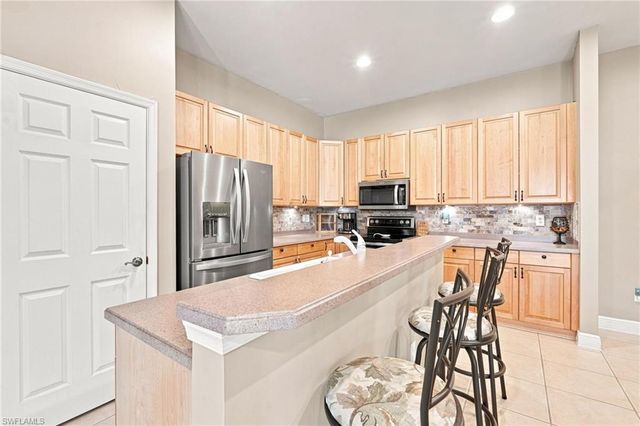 13921 Bently CIR, Fort Myers, FL 33912