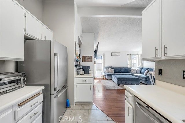 1150 Express Circle, Colton, CA 92324