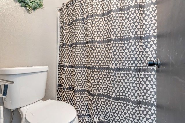 1150 Express Circle, Colton, CA 92324