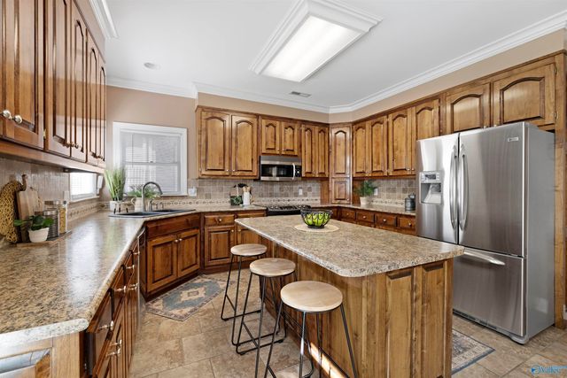 1701 Camden Circle, Decatur, AL 35603