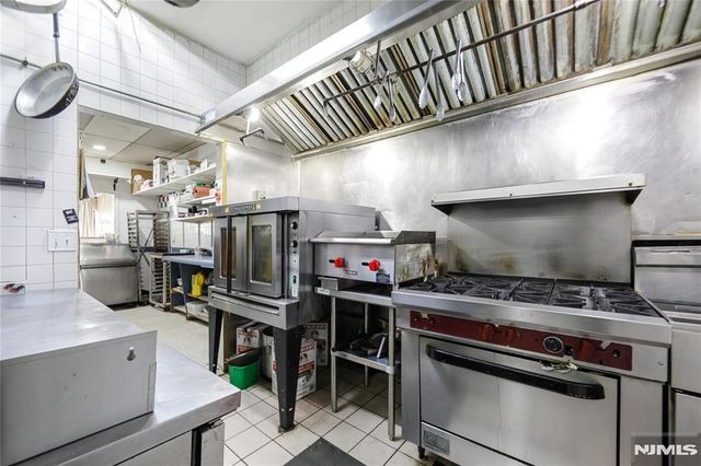 109 Locust Avenue, Wallington, NJ 07057