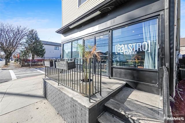 109 Locust Avenue, Wallington, NJ 07057