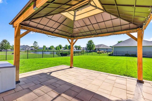 899 LOTUS TRAIL, Menasha, WI 54952