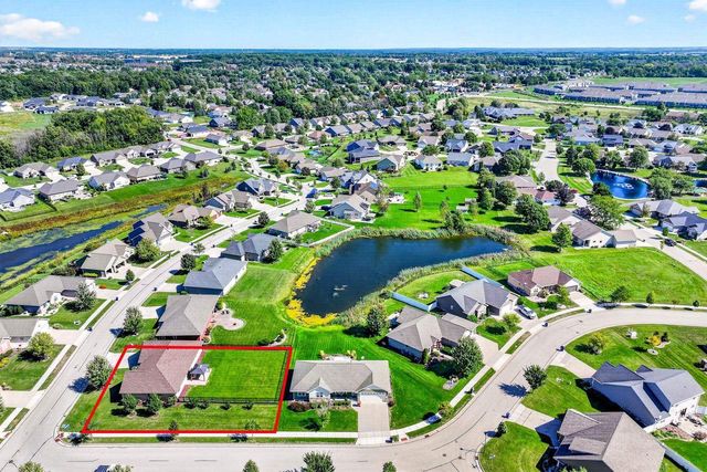 899 LOTUS TRAIL, Menasha, WI 54952