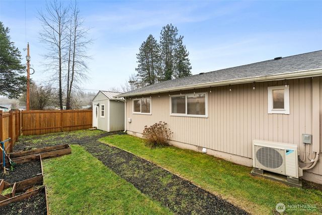 519 W Ash Street, Mccleary, WA 98557