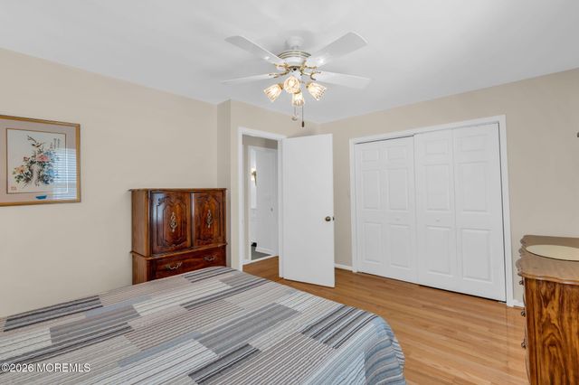 811 Barton Avenue, Point Pleasant Beach, NJ 08742