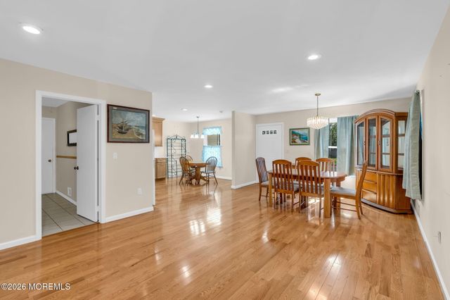 811 Barton Avenue, Point Pleasant Beach, NJ 08742