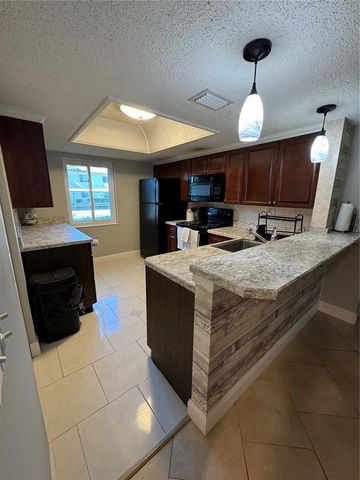 109 PINE COURT, Oldsmar, FL 34677