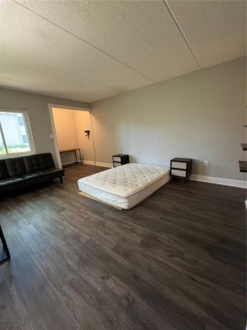 109 PINE COURT, Oldsmar, FL 34677