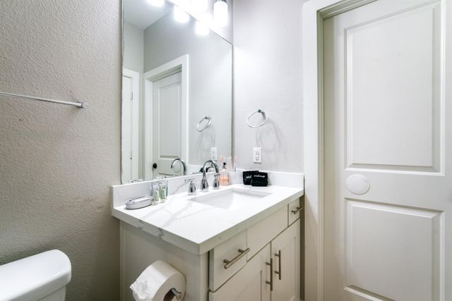 1205 Detering Street, Houston, TX 77007