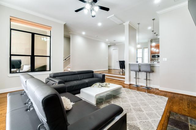 1205 Detering Street, Houston, TX 77007