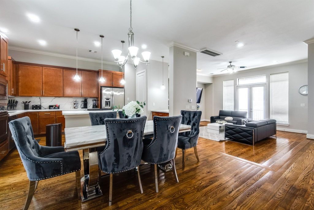 1205 Detering Street, Houston, TX 77007