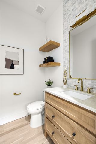 2413 Vagas Street, Dallas, TX 75219