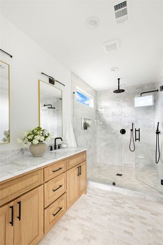 2413 Vagas Street, Dallas, TX 75219