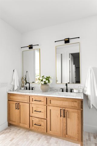 2413 Vagas Street, Dallas, TX 75219