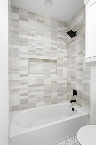 2413 Vagas Street, Dallas, TX 75219