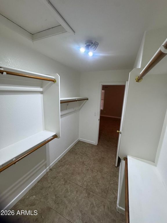 Image 25 of property listing at 1225 S SIERRA Street, Gilbert, AZ 85296