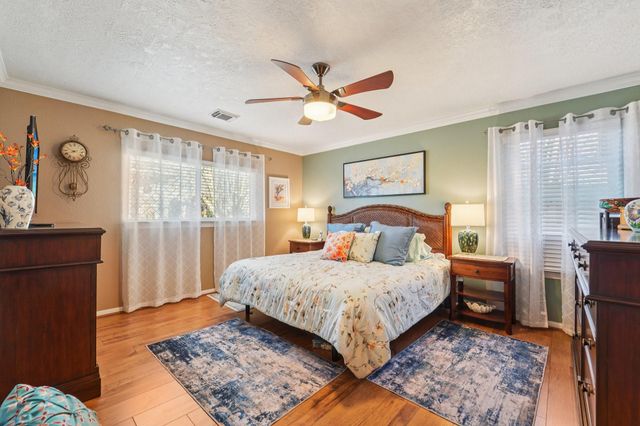 10822 W Dogwood Drive, La Porte, TX 77571