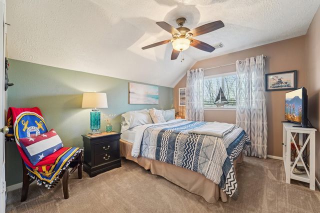 10822 W Dogwood Drive, La Porte, TX 77571