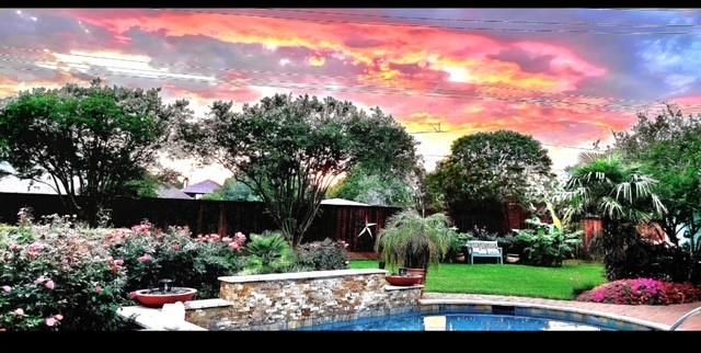 10822 W Dogwood Drive, La Porte, TX 77571