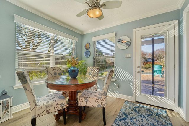 10822 W Dogwood Drive, La Porte, TX 77571