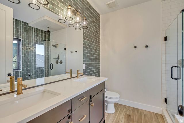 1121 E 2600 N, North Ogden, UT 84414