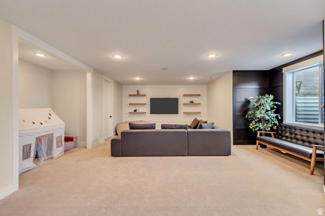 1121 E 2600 N, North Ogden, UT 84414