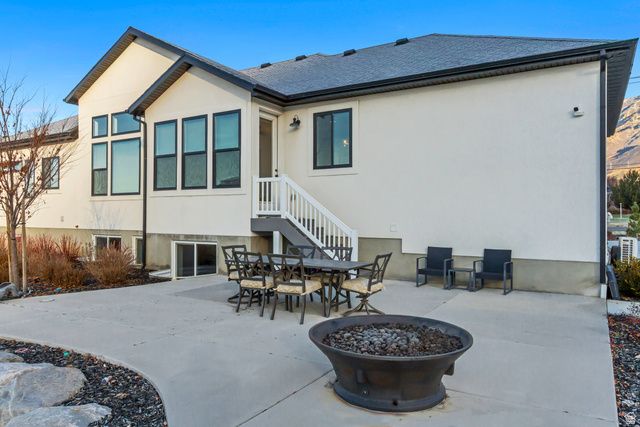 1121 E 2600 N, North Ogden, UT 84414