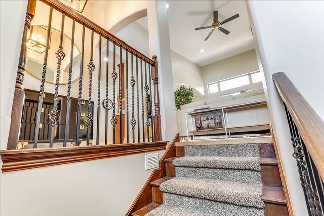607 18th Fairway, Andover, KS 67002