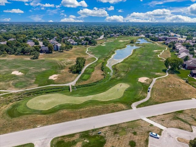 607 18th Fairway, Andover, KS 67002