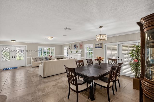 14010 Appalachian Trl, Davie, FL 33325