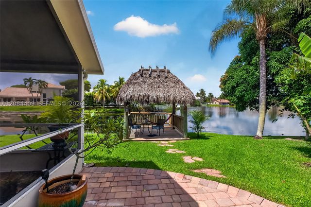 14010 Appalachian Trl, Davie, FL 33325