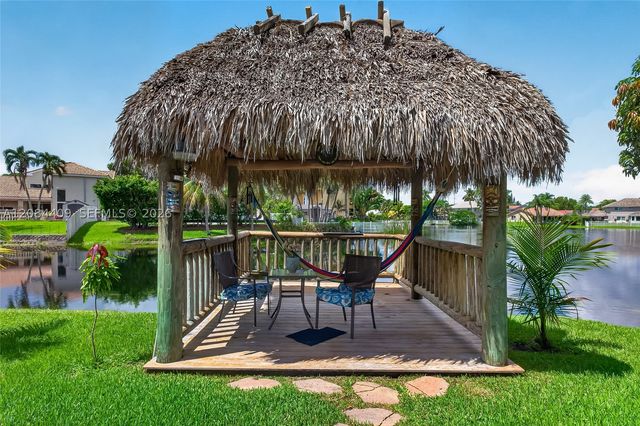 14010 Appalachian Trl, Davie, FL 33325