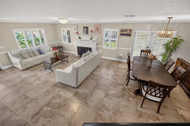 14010 Appalachian Trl, Davie, FL 33325