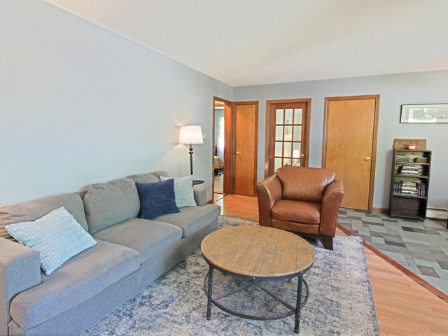 18 Margaret Street, Essex, VT 05452
