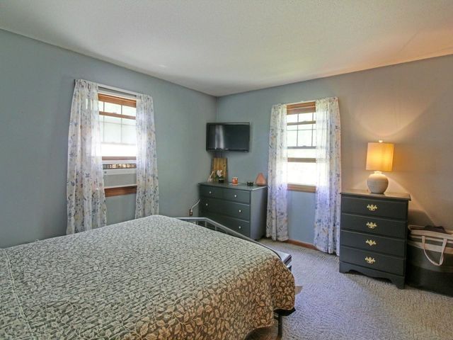 18 Margaret Street, Essex, VT 05452