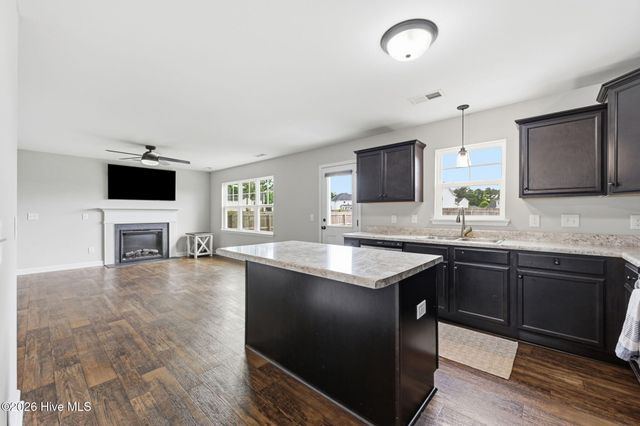 509 Admiral Bend Drive, Sneads Ferry, NC 28460