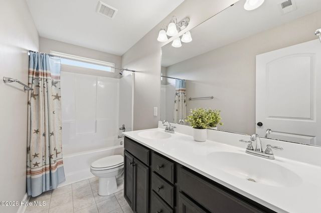 509 Admiral Bend Drive, Sneads Ferry, NC 28460