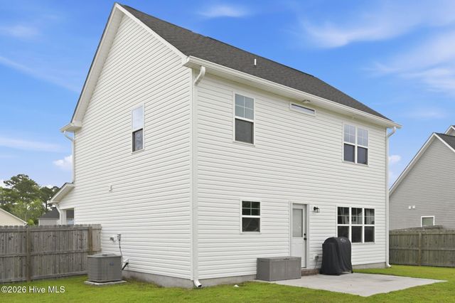 509 Admiral Bend Drive, Sneads Ferry, NC 28460