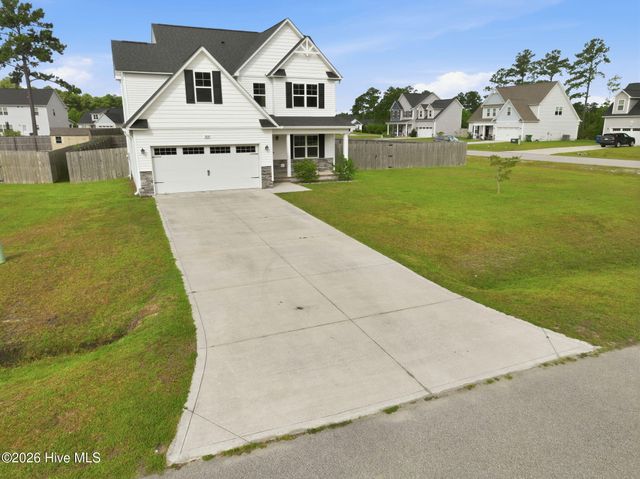 509 Admiral Bend Drive, Sneads Ferry, NC 28460