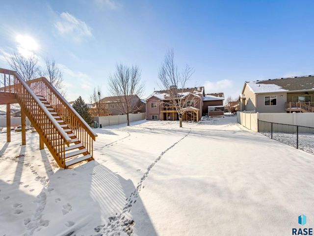 2021 S Shaw Ave Avenue, Sioux Falls, SD 57106