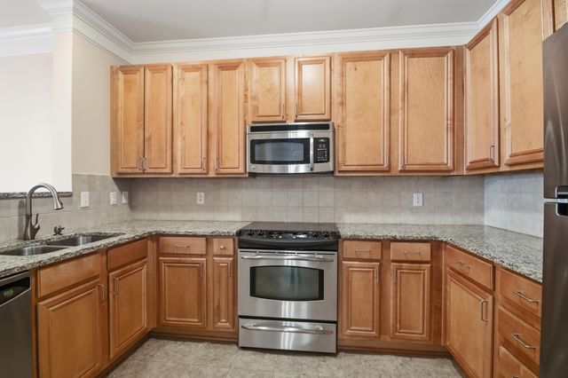 2244 Ashley Crossing Drive 613, Charleston, SC 29414