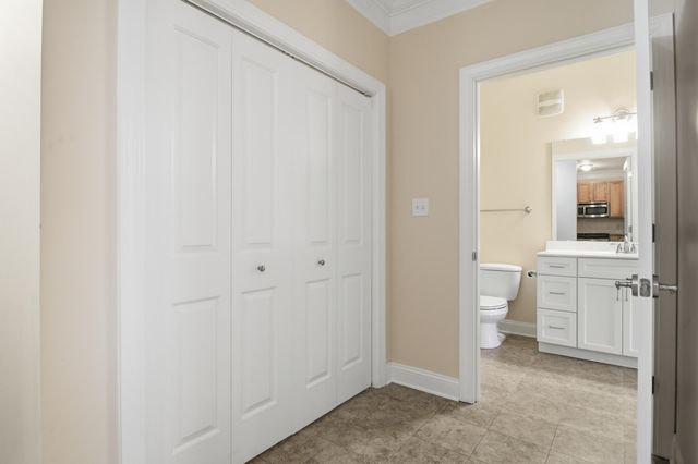 2244 Ashley Crossing Drive 613, Charleston, SC 29414