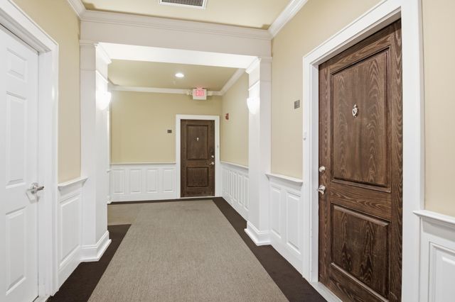 2244 Ashley Crossing Drive 613, Charleston, SC 29414