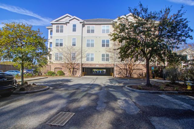 2244 Ashley Crossing Drive 613, Charleston, SC 29414